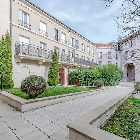 La Place De Toscane 1 Apartment Serris