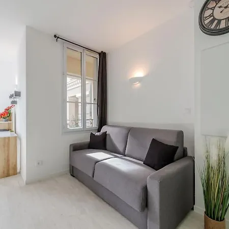 La Place De Toscane 1